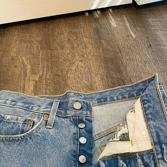 Levi’s 501 shorts - Picture 2 of 7